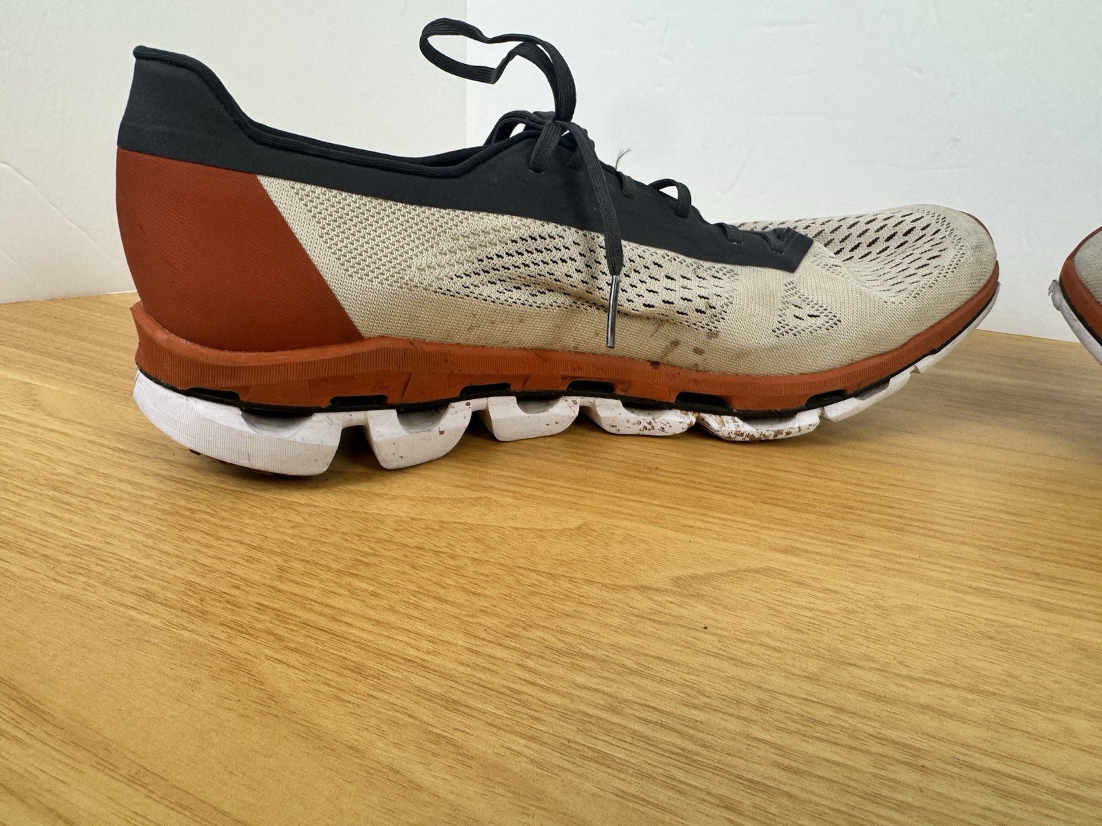 On Cloud Swiss CloudBoom Sandstorm/Eclipse Athlet… - image 8