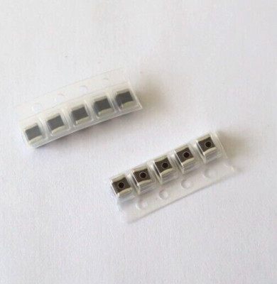 5 x Leistungsinduktivität - 100 µH - 220 mA - 10% - 1,82 Ohm - SMD 1210 - NEU