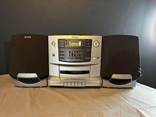 Sony CFD-Z500 Vintage AM/FM Radio CD Cassette Boombox Read Description