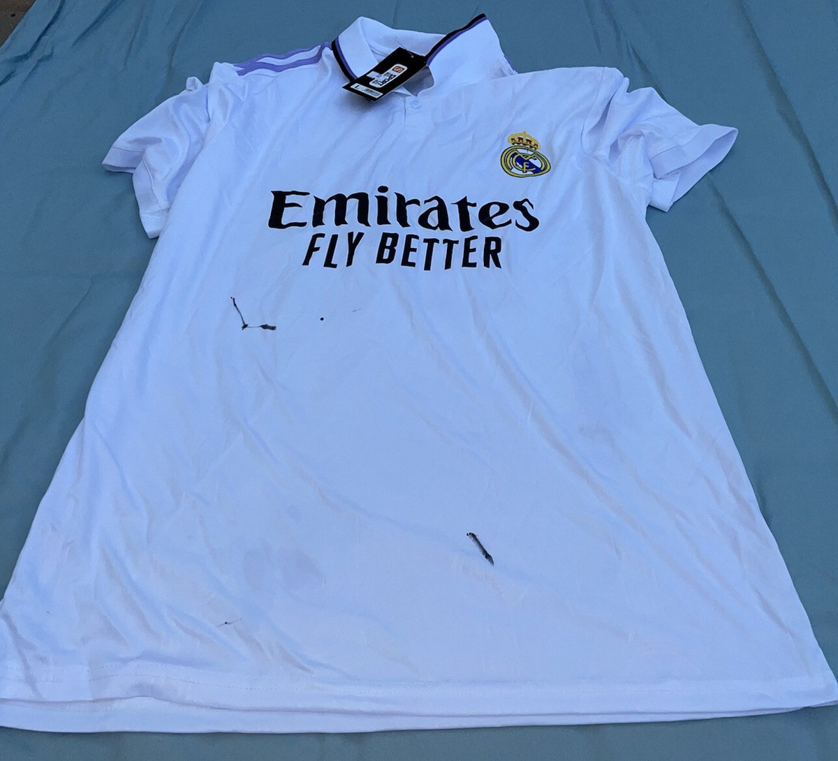 Answered: Did Vinicius Junior really gift Pedri a jersey after tense El Clasico Answered: Did Vinicius Junior really gift Pedri a jersey after tense El Clasico