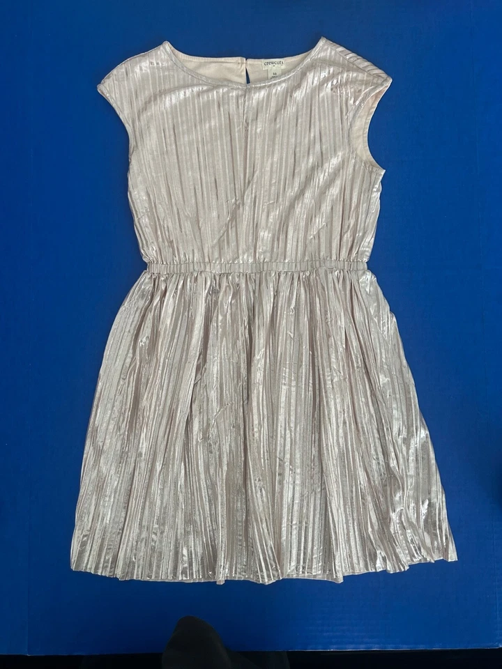 Crewcuts Girls 10 Gold Metallic Party Dress Shimmery Pleated Lame WORN ONCE - Image 2 of 4