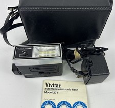 Vivitar Auto 271 Electronic Flash W/ Case, Manuals and Power Adapter TESTED