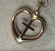 10k Yellow Gold Cross In Heart Pendant Beautiful Religious 23mm .76G 1.9mmB