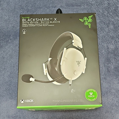 Razer BlackShark V2 X White Wired 3.5mm Headset Noise Cancel Boom Mic
