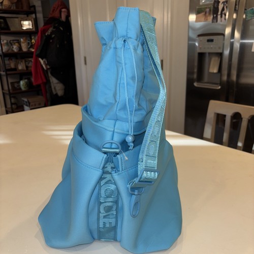 New With Tags! Corkcicle Outdoor Cooler/Beverage Bucket Bag Blue Santorini - 第 7/21 張圖片