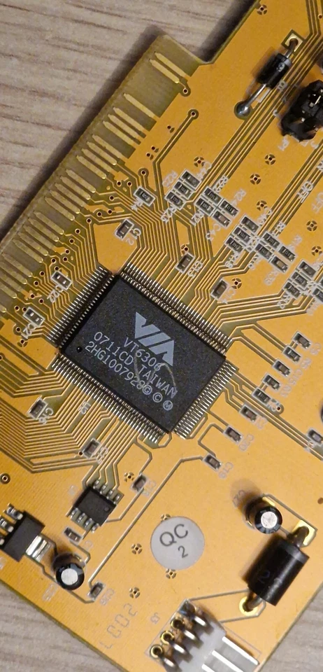 SCHEDA FIREWIRE PCI VIA VT6306 (3553N) 3+1-Port IEEE 1394 - Immagine 4 di 4