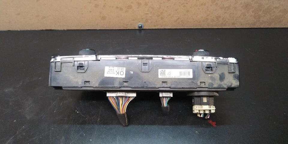 15 16 17 HYUNDAI SONATA AC CLIMATE TEMPERATURE CONTROL OEM 97250-C2000 - Image 3 of 4