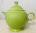 Fiestaware Covered Teapot 44 oz Chartreuse RETIRED