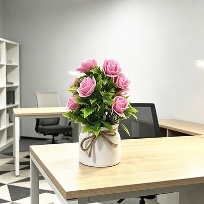 Künstliches Topfblumengesteck mit 10 Schaumrosen und grandgrünem Laub