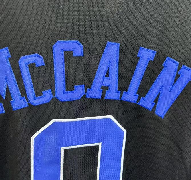 Duke's Jared McCain shows off handles for bucket - Video