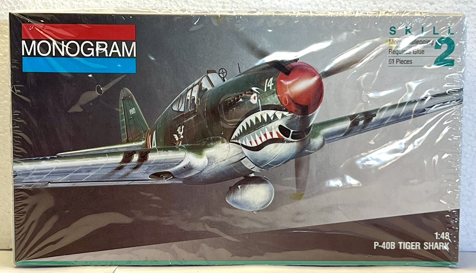 Monogram P-40B TIGER SHARK Open Box Plastic Model Kit 5209 Scale 1/48