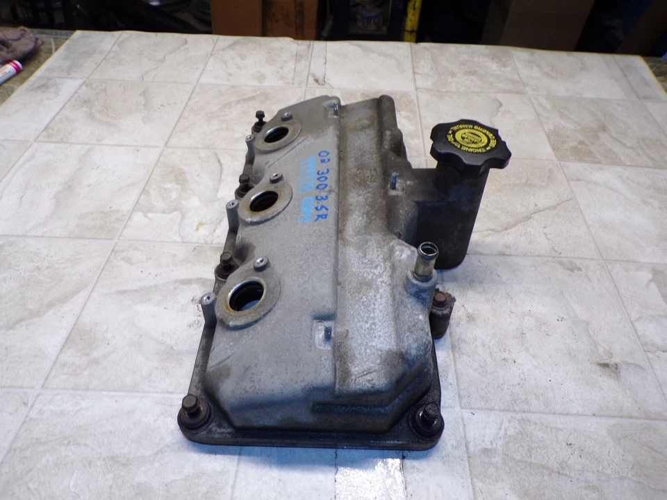 CHRYS 300M 98-04 1999-2004 INTRÉPIDO PASAJERO DERECHO 3,2 L 3,5 L CUBIERTA VÁLVULA MOTOR Foto 2 de 4