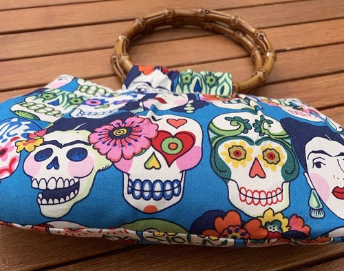 Frida Kahlo Day Of The Dead Sugar Skulls Rockabilly Handbag Bamboo Handles - Picture 4 of 16