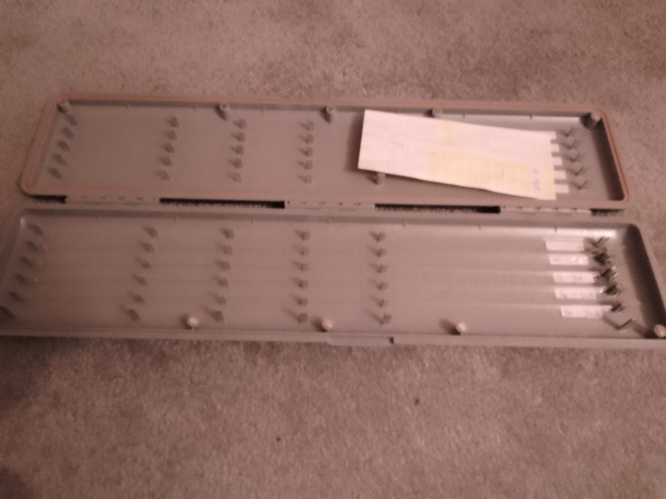 Guru Stealth Rig Case - Box Für Vorfächer Waserdicht 15inch NEU!! In Niedersachsen - Bad - Foto 4