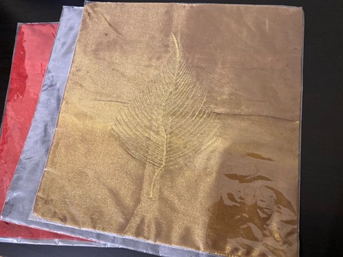 Silky-soft Pillow cases with tassel leaf design x8 - Picture 9 of 11