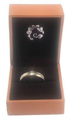 HAOSG Silver Tone 4 mm Tungsten Wedding Band Ring Gold Tone Original Box Sz 7.5
