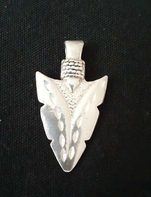 Pfeilspitze Speerspitze Diamantschliff Anhänger & 30'' Schlangenkette