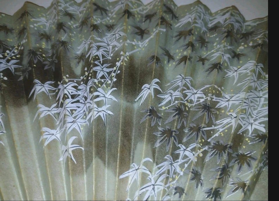 Abanico de Mano Plegable Papel Bambú Pintado a Mano Hojas Florales Decoración Asiática Acento Arte Foto 3 de 4