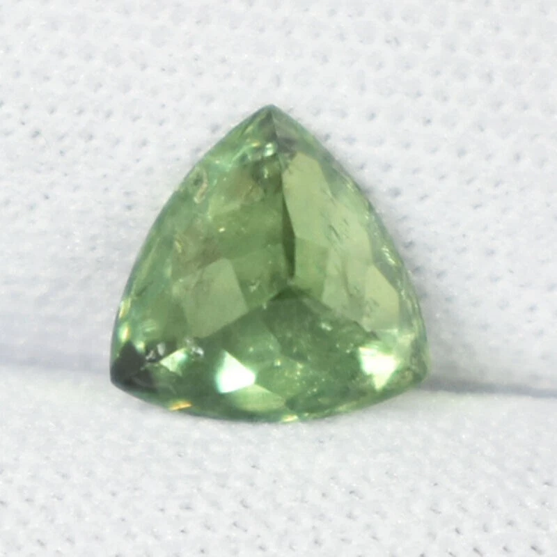 2.13 ct MASSIVE INCLUSION  RARE  GREEN  NATURAL DEMANTOID GARNET  See Vdo SPL - Image 2 of 2