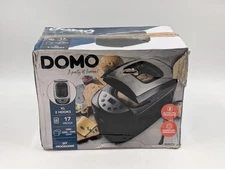 DOMO B3977 Bread Maker with Browning Controls, Pans, and Hooks, Black