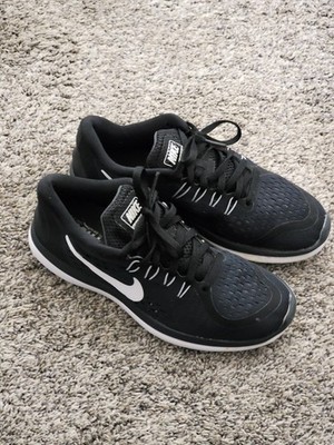 Nike Flex 2017 RN Running Shoes Women s Size 7 Black White 898476-001