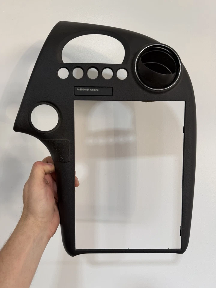 04-08 Pontiac Grand Prix tablero central radio bisel 5 botones con pantalla inferior Foto 2 de 4