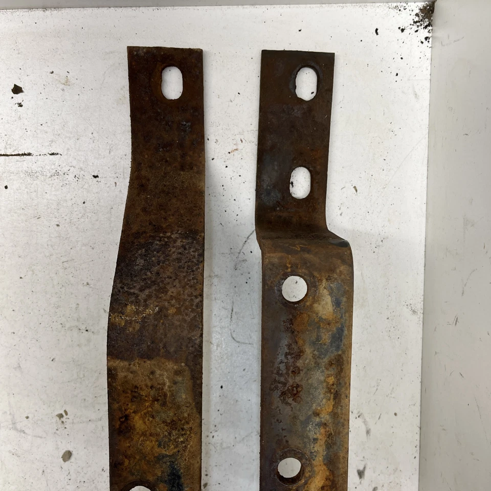 Soportes de parachoques trasero 63-78 Jeep Cherokee SJ Wagoneer OEM j10 j20 Foto 4 de 4