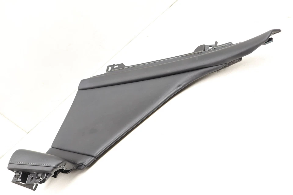 2016-2017 MERCEDES-BENZ MAYBACH S600 — задняя правая нижняя стойка C ОТДЕЛКА / панель - Изображение 2 из 4