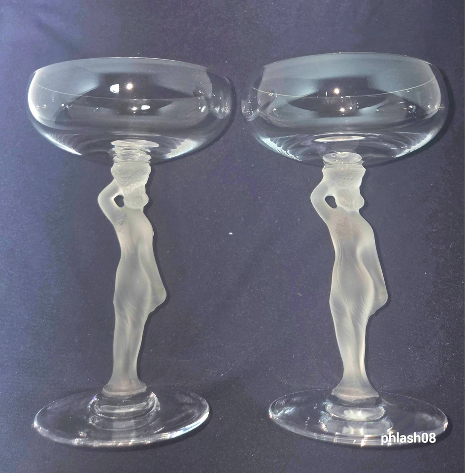 1 Pair "Women" Bacchante Crystal & Frosted Champagne Stems by Bayel (CAB AR.CC) - Image 2 of 4