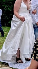 White Satin Sleeveless V Neck A-Line Full-Length Wedding Dress