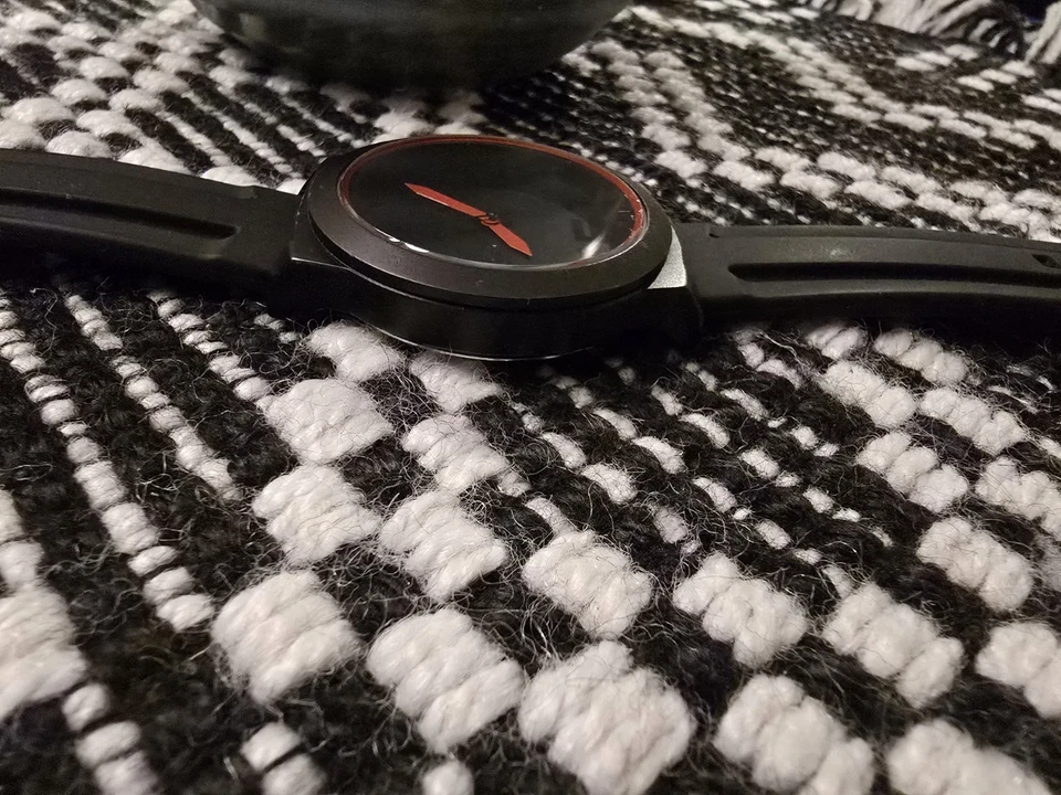 Kenneth Cole Reaction RK1236 Men's Watch Quartz Silicone Band *Fresh Battery* - Image 4 of 4