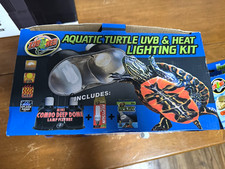Zoo Med Aquatic Turtle Daylight Heat UVB Lighting Kit, floating dock