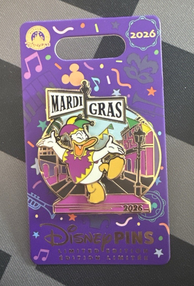 Disney Donald Duck Jester Mardi Gras 2026 Pivot Pin LE4500