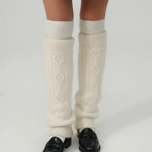 The Barnet Ivory Leg Warmer