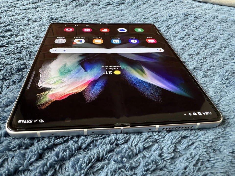 Samsung Galaxy Z Fold3 5G 256GB ( READ DESCRIPTION ) - image 4 of 4