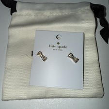 Lote al por mayor de 12 pares de aretes Kate Spade Pave Bow listos para venta al por menor precio de venta sugerido por el fabricante 39 USD