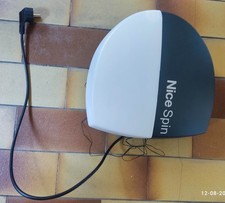 NICE SN6021 garagedeur opener compleet met defect aan de printplaat van de motor