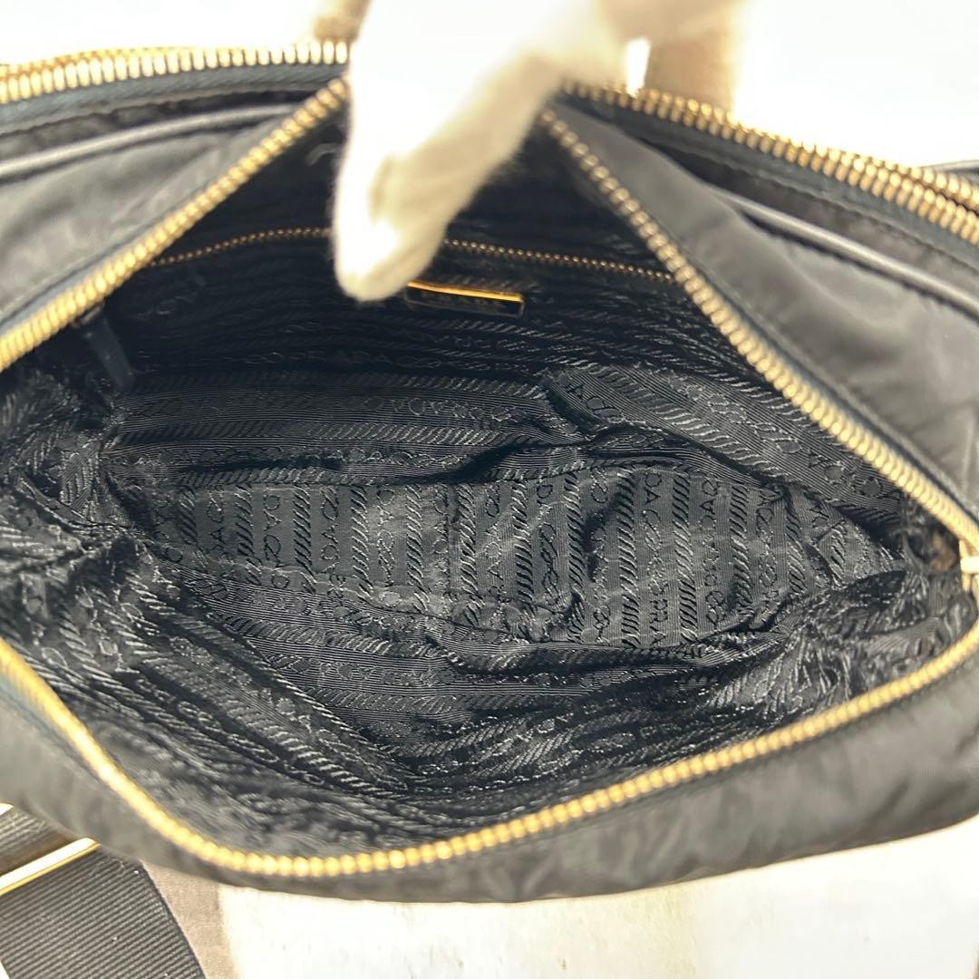 Excellent Condition PRADA Camera Bag 2way Shoulder Bag Triangle Logo Double Zip thumbnail 11