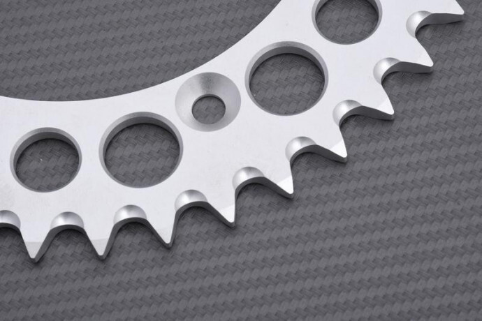 Couronne Renthal 53 dents 520 pour restaurer Beta 450 - 2