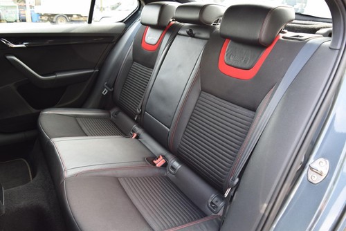 2015 SKODA OCTAVIA 2.0 TDI CR 184 VRS HATCHBACK MANUAL HUGE SPEC 2 KEYS NAVI - Picture 12 of 20