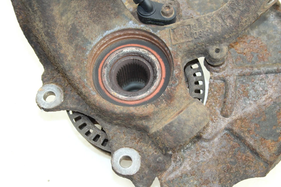 Volkswagen Golf GTI 2002-2006 husillo delantero derecho/nudillo OEM CG135 Foto 3 de 4