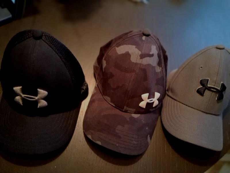 LOT of 3  UNDER ARMOUR  Baseball hats Youth Sz Small