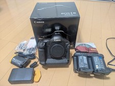 Boîtier pour appareil photo numérique Canon EOS-1D Mark III avec batterie et ...