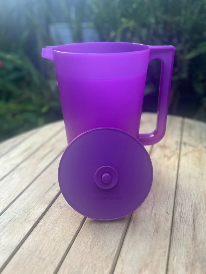 Jarra clásica Tupperware púrpura, ¡capacidad de 1 galón! ENVÍO GRATIS Foto 4 de 4