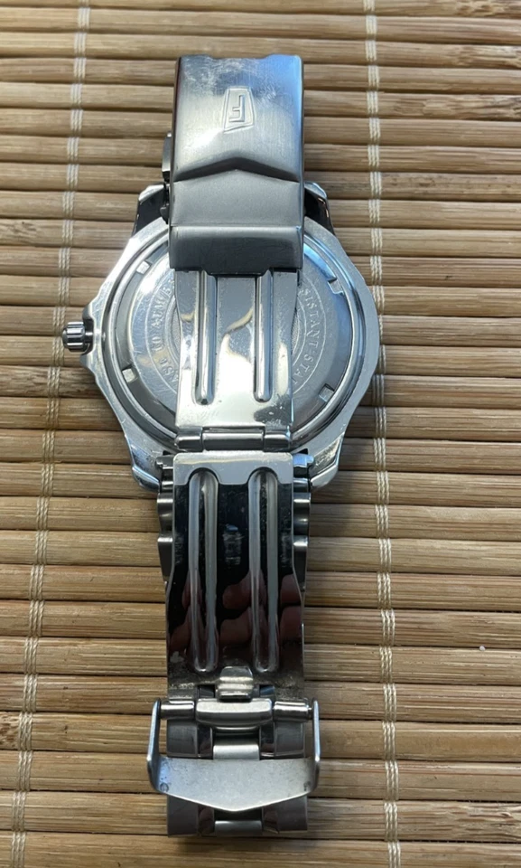 Vintage Festina 100m / 330 ft water resist Quartz blue silver men’s watch - used - Image 2 of 2