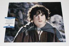 ELIJAH WOOD SIGNED 'THE LORD OF THE RINGS' FRODO 11x14 MOVIE PHOTO BECKETT COA