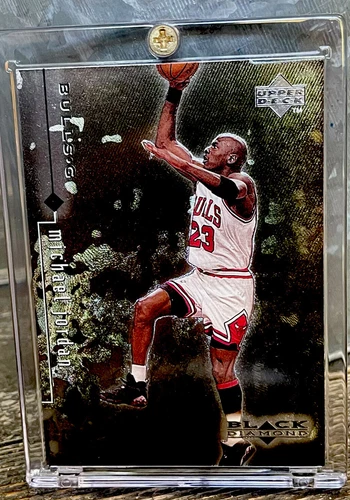 Michael Jordan Card Refractor RARE GOLD HOLO FOIL 90’s INSERT BULLS JERSEY #23