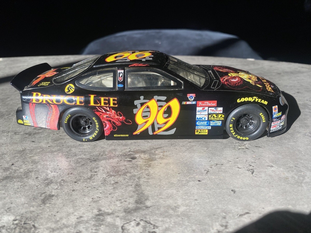 ミニカー Ford Taurus and Tool Box #99 99 Jeff Burton Bruce Lee 1:24 Diecast NASCAR Ford Taurus
