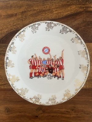 Extremely Rare FC Bayern Munich Mitterteich Plate 1970s   Unique One-Off