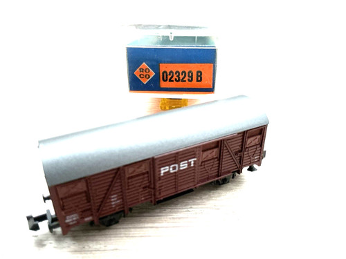 Roco 02329 B Spur N, gedeckter Güterwagen, Aufschrift POST, unbespielt In OVP | Zustand: Gebraucht